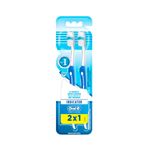 Conjunto-com-2-Escovas-Dentais-Oral-B-Pro-Saude-Indicator-Macia-30-Zaffari-00