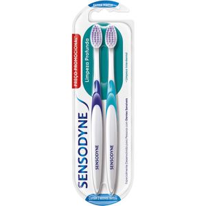 Conjunto com 2 Escovas Dentais Sensodyne Limpeza Profunda Extra Macia Embalagem Promocional