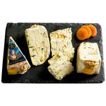 Queijo-Azul-Pedaco-com-Nozes-e-Damasco-Embalado-a-Vacuo-Santo-Casamenteiro-Zaffari-00